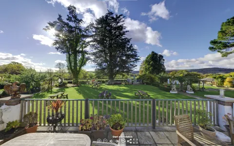 Lavender-House-Auto-Rotate-Feature