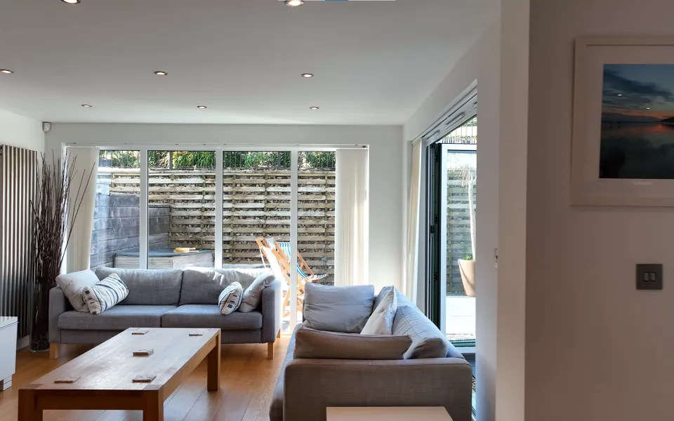 British-Coastal-Holidays-Music-Integration