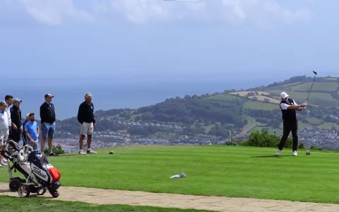 Teignmouth-Gold-Course-Smooth-Scene-Transitions